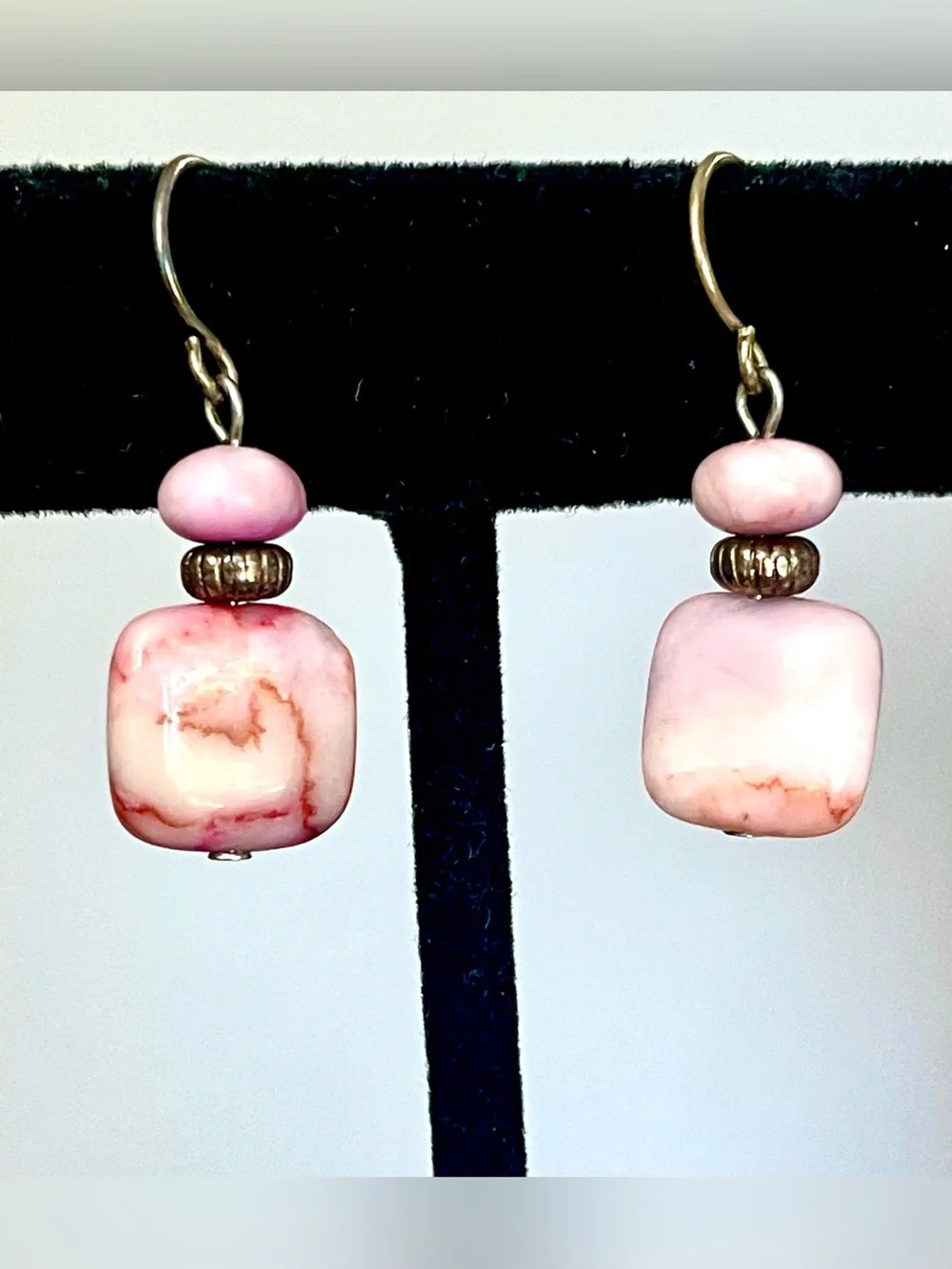 Vintage Artisan Howlite/Magnesite Pink Natural Stone Dangle Earrings Silver Boho